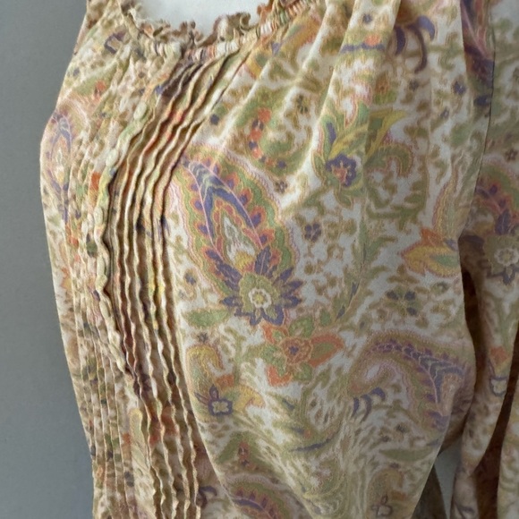 Lauren Ralph Lauren pastel paisley top size Size XL. Elastic neck, 3/4 sleeves - Picture 3 of 10